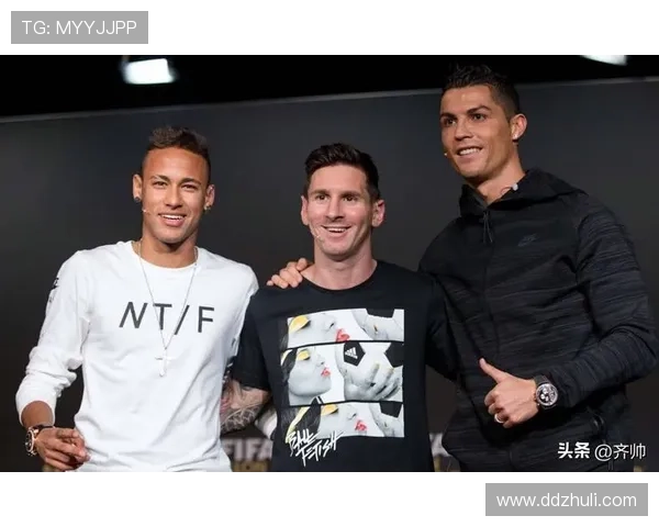 C罗携手梅西再创纪录 欧洲豪门联赛迎来巅峰对决风云 - 副本 (2)